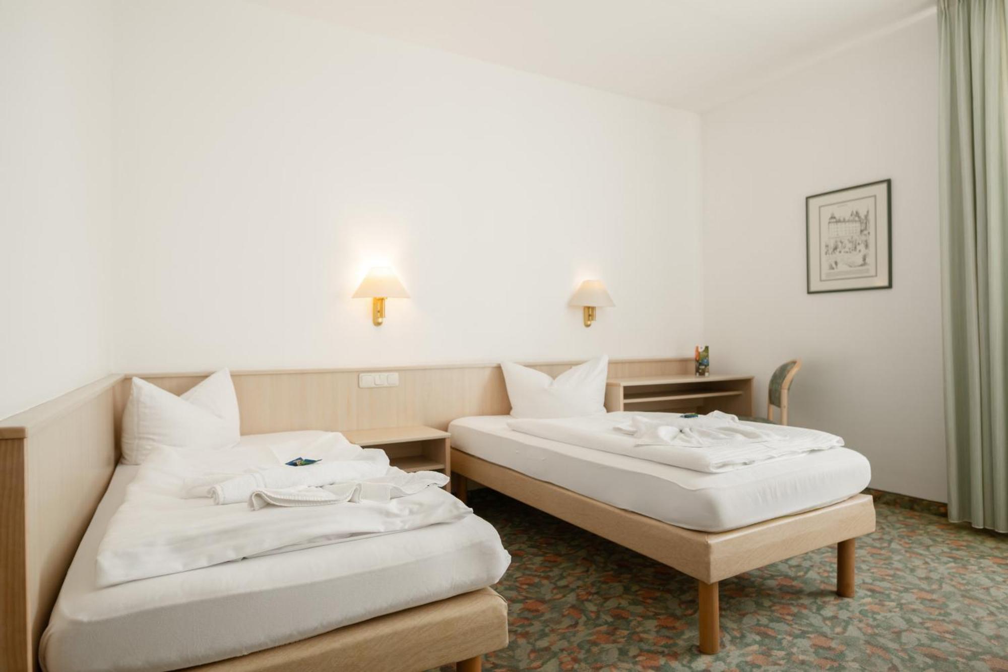 Hotel Astor Altenburg Exterior photo